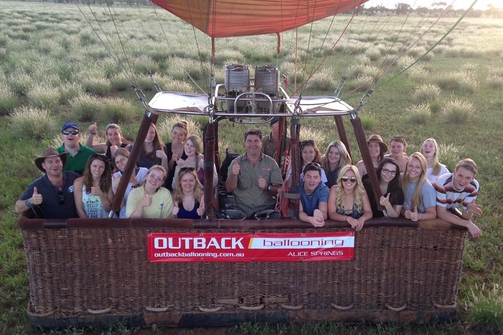Early Morning Ballooning in Alice Springs