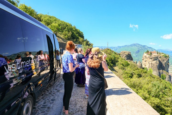Meteora Half-Day Small Group Monasteries Tour with Hotel Pickup