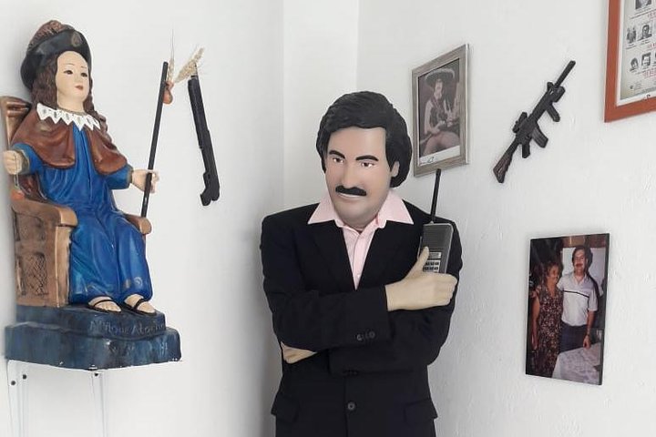 Pablo Escobar Tour : Museum, History and Beer