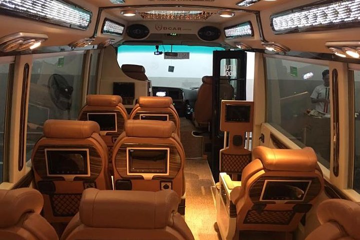 Hanoi Private Transfers One Way (by Luxury Limousine Vans)