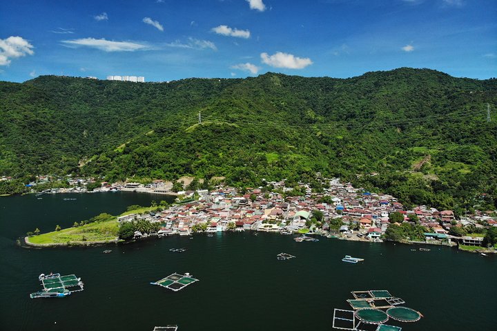 Tagaytay Adventure: Volcano Views, Countryside, Market & Cruise!