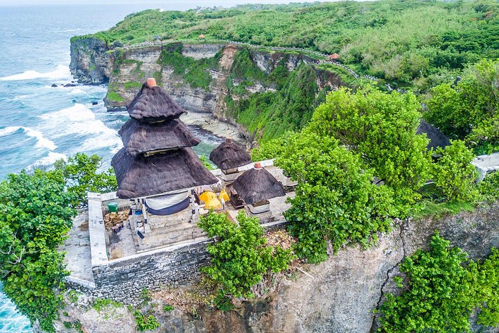 Private Uluwatu Sunset Tour with Kecak Dance and Dinner