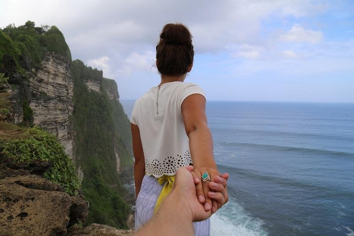 Private Uluwatu Sunset Tour with Kecak Dance and Dinner