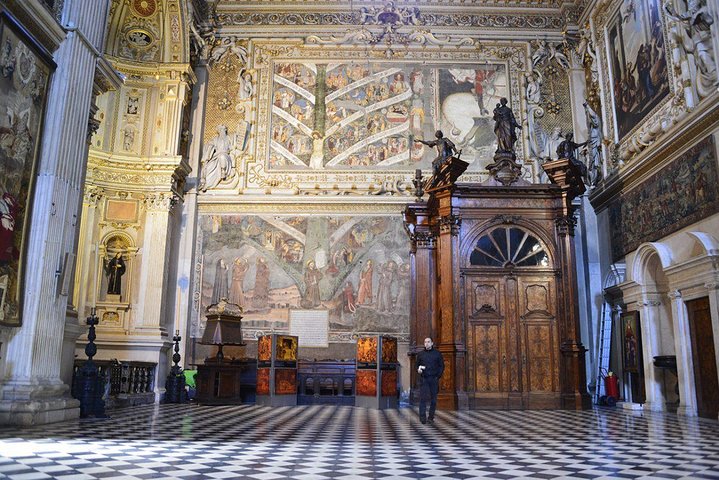 Bergamo private walking guided tour