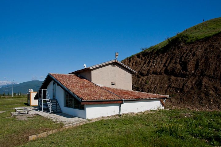 Thracian Tombs Tour in the Valley of the Thracian Kings
