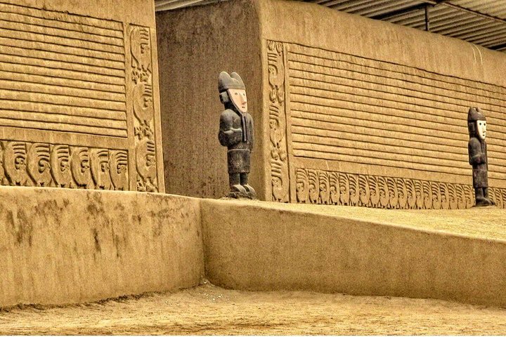 Full day: Moon and Sun temple & Chan Chan from Trujillo