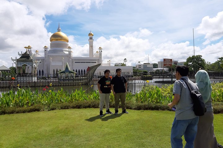 Private Bandar Highlight Tour
