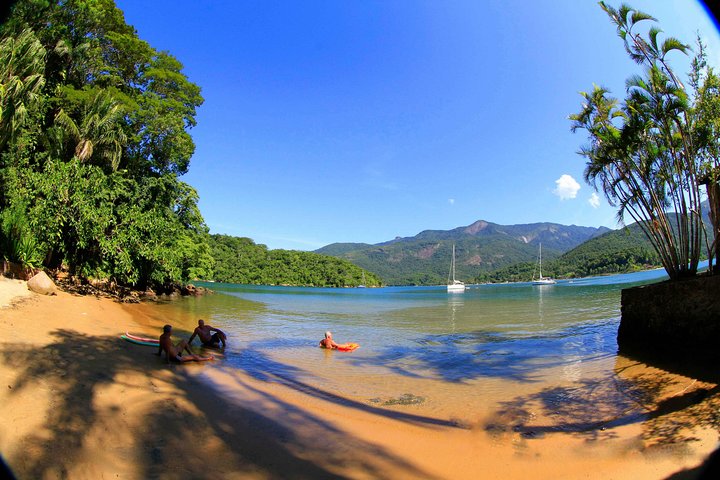 Full-Day Ilha Grande Northern Coast Speedboat Tour