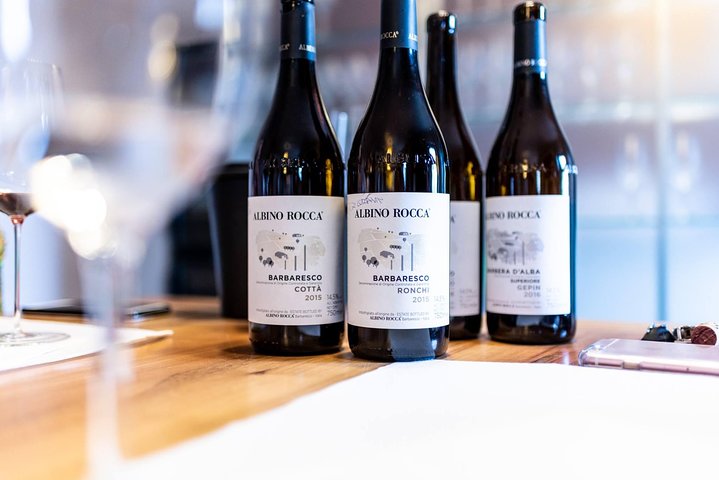 Taste Barolo and Barbaresco with a Sommelier. Piemonte Wine Tour