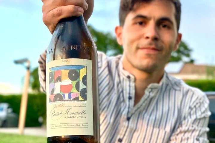 Taste Barolo and Barbaresco with a Sommelier. Piemonte Wine Tour