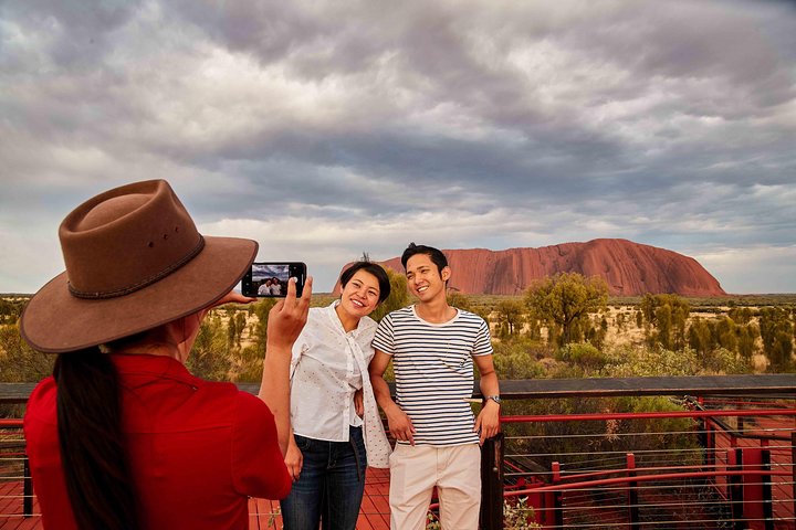 Uluru Sunrise (Ayers Rock) and Kata Tjuta Half Day Trip
