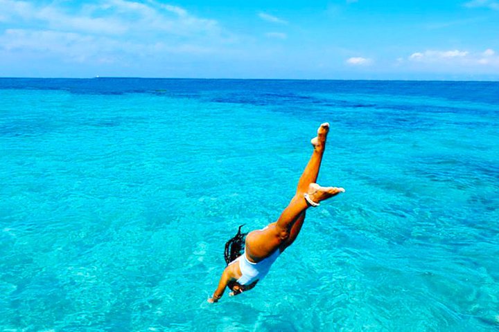 Ibiza Beach Hopping Cruise with Paddleboards, Drinks and Food 6h