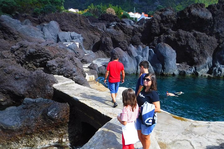 Faial Island: Full Day with Local Guide, Volcanoes and Landscapes