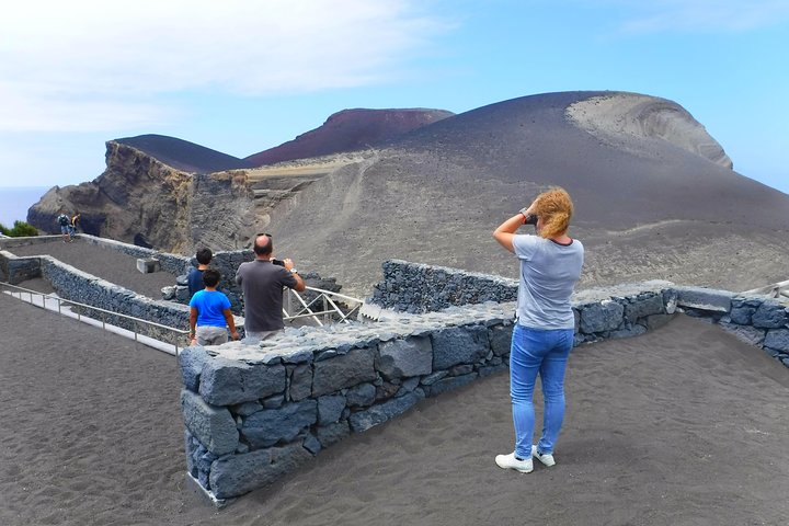Faial Island: Full Day with Local Guide, Volcanoes and Landscapes