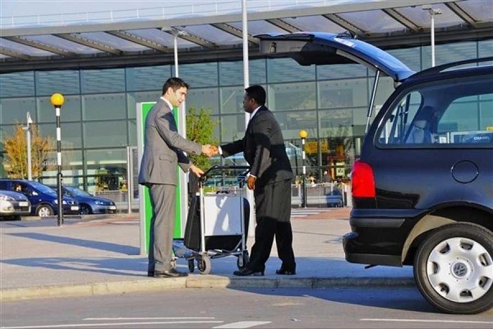 Private Transfers from Ain El Sokhna to Cairo