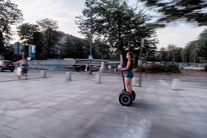 Segway Tour Warsaw: Old Town Tour - 1,5-Hour of Magic!