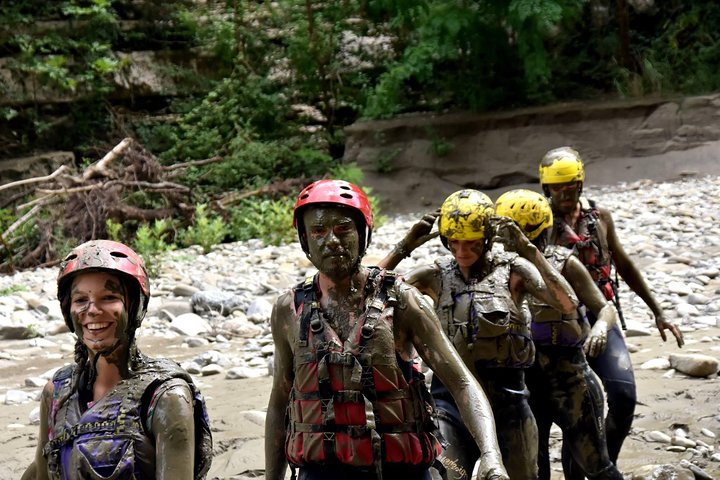Osumi Canyons Exploration with Equipment
