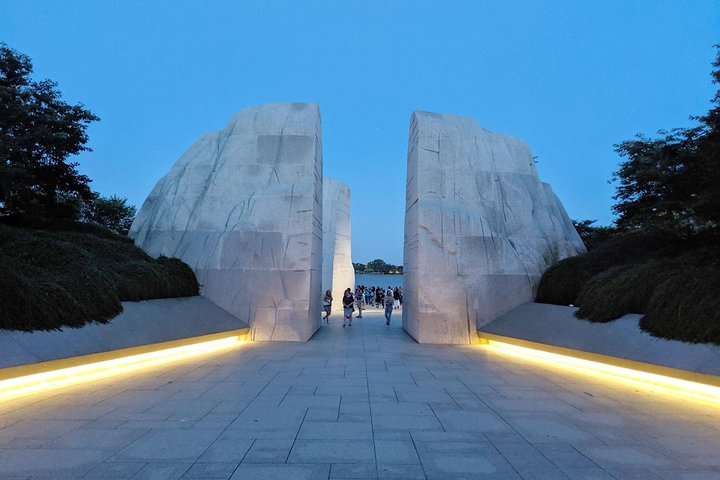 DC Monuments by Night: 10+ Landmarks | Open-Top Upgrade Available