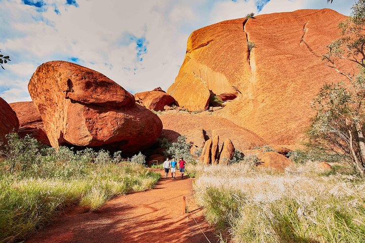 Uluru (Ayers Rock) Base and Sunset Half-Day Trip with Opt Outback BBQ Dinner