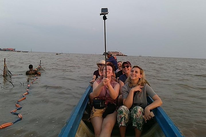 Sunset tour of Kampong Phluk stilts home village on the Tonle Sap