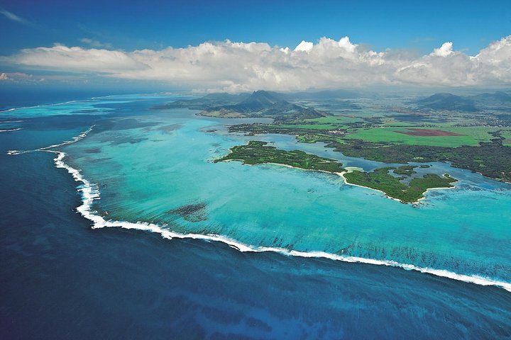 Spectacular Catamaran trip to Ile Aux Cerf with Lunch & Transfer