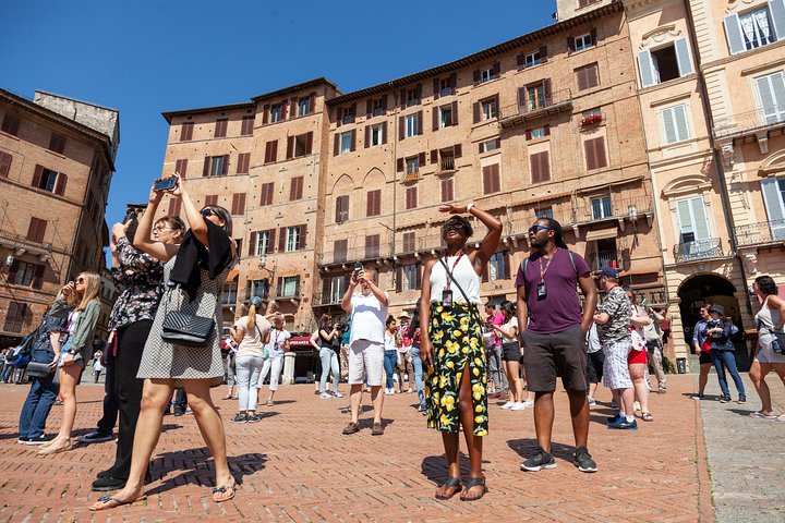 Tuscany Day Trip from Florence: Siena, San Gimignano, Pisa and Lunch at a Winery
