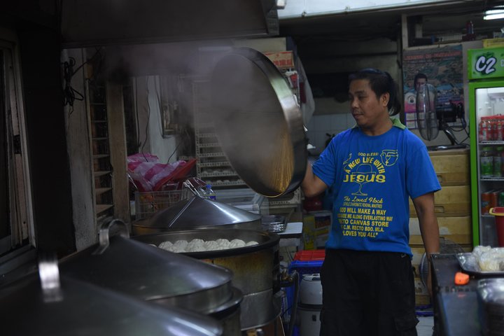 Manila Food Tour: Explore World's Oldest Chinatown