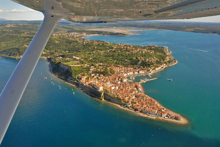 Private Piran Walking Tour (tasting of local wine & products included)