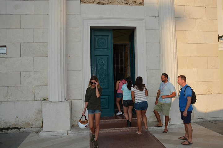 Piran Walking Tour with Local Wine and Food Tasting