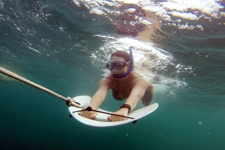 Underwater Boat Hitchhiking