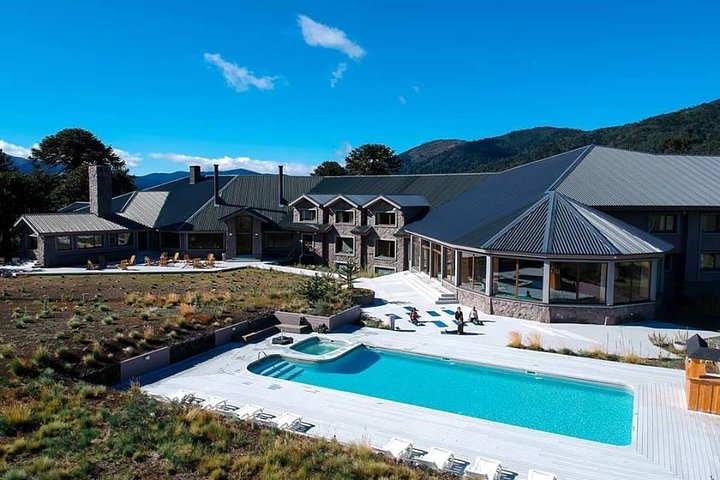 Airport - Resort Hotel Corralco