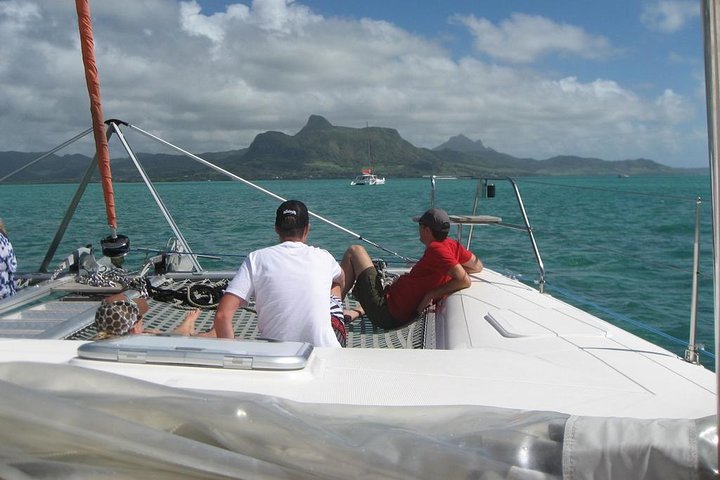 Spectacular Catamaran trip to Ile Aux Cerf with Lunch & Transfer