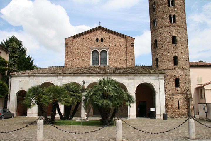 Guided Tour of Mosaic Tiles in Ravenna