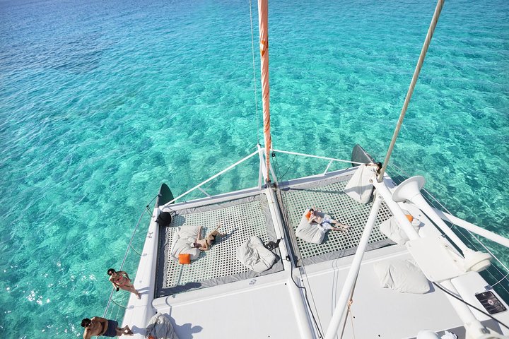 Spectacular Catamaran trip to Ile Aux Cerf with Lunch & Transfer