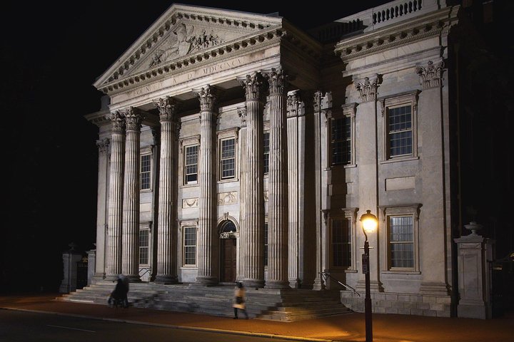 Dark Philly Adult Night Tour
