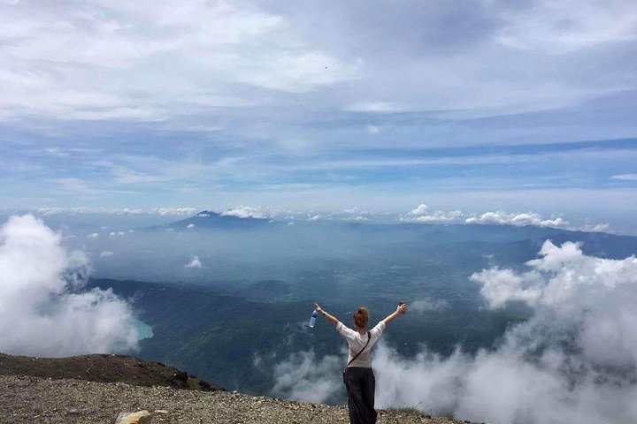 Best Day Tour: Santa Ana Volcano Hiking + Lake Coatepeque
