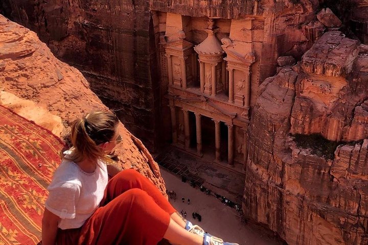 Transfer From Dead Sea To Petra