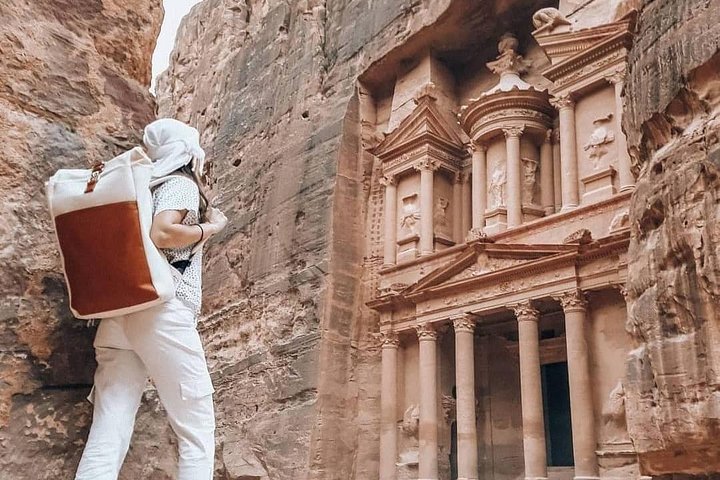 Transfer From Dead Sea To Petra