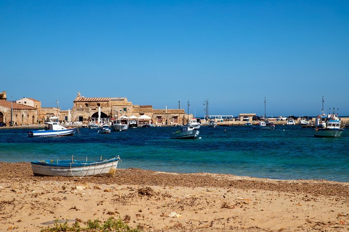 Noto, Portopalo and Marzamemi tour from Syracuse with private driver
