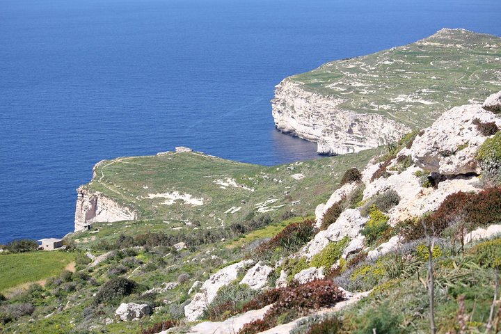 Mdina, Rabat, Dingli cliffs, San Anton gardens, Ta' Qali & Mosta guided tour