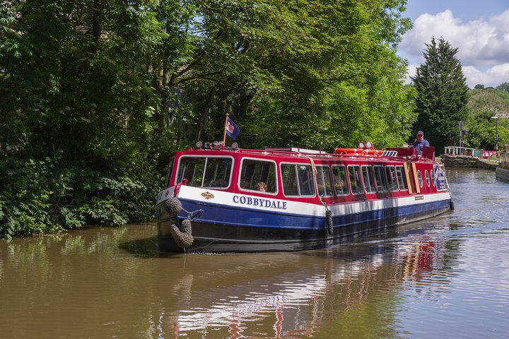 1-Hour Public Cruise