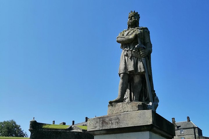 Stirling Old Town Daily Walking Tour with a Local Guide