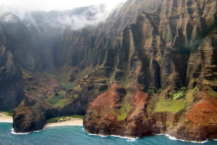 Kauai Private Doors Off Helicopter Tour: Ultimate Waterfalls