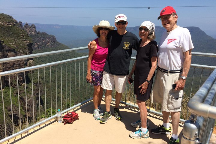 PRIVATE Blue Mountains tour & Koalas, Kangaroos, Cruise plus more