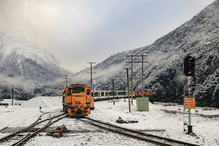 TranzAlpine Train Journey: Christchurch to Greymouth