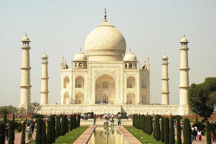 Same day Agra Tour by Train (Gatiman Express) From Delhi All Inclusive