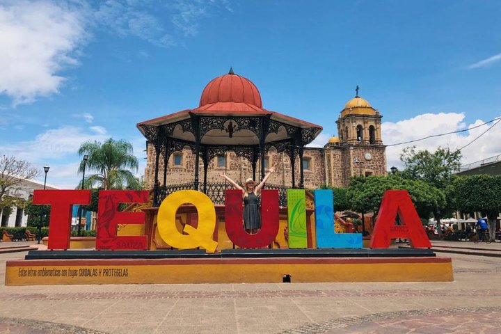 The Fire TOUR - Pyramids, Volcanoes, Agaves & Tequila