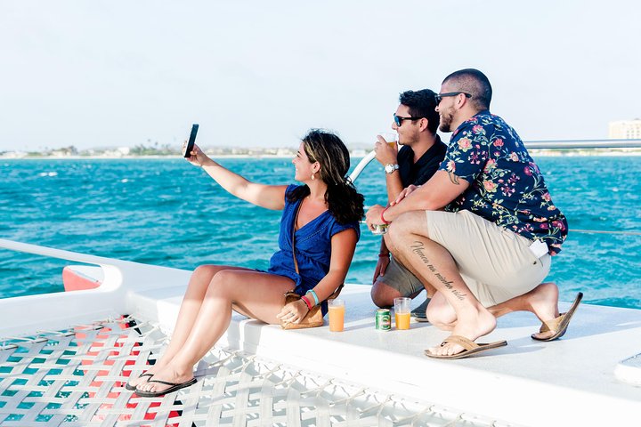 Aruba Sunset Catamaran Sail with Appetizers and Open Bar
