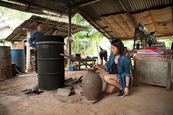 Luang Prabang: Cruise to Pak Ou Caves & Kuang Si Waterfalls