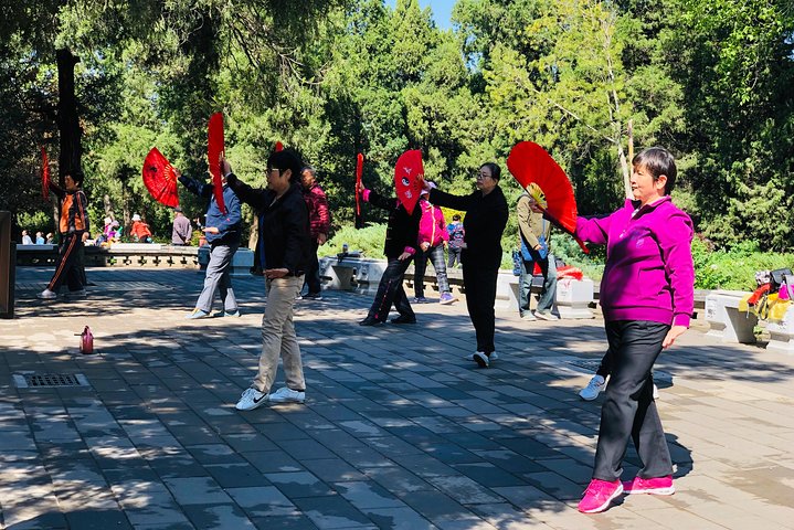 All Inclusive Tour to Summer Palace and Lama Temple